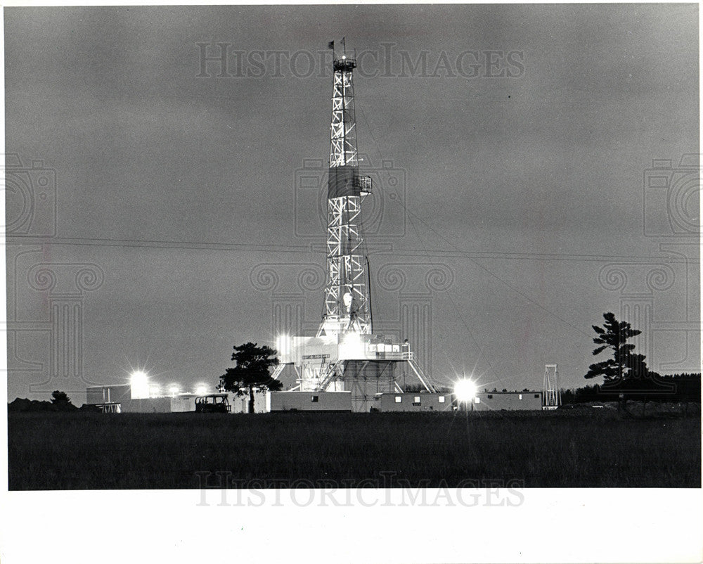 1983 Press Photo Petroleum Industry Production Michigan - Historic Images