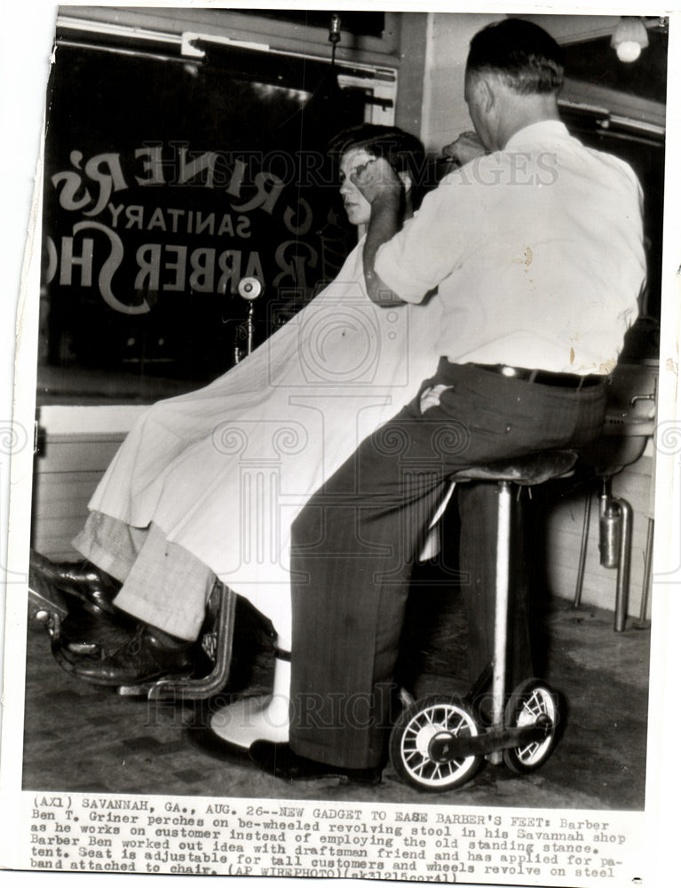 1941 Press Photo Barber Inventions - Historic Images