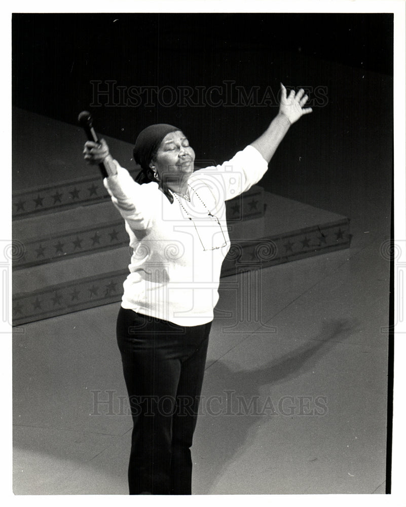 1981 Press Photo Pearl Bailey Actress Singer US - Historic Images