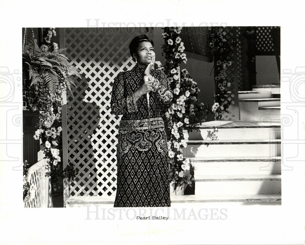 1975 Press Photo Pearl Bailey American actress - Historic Images