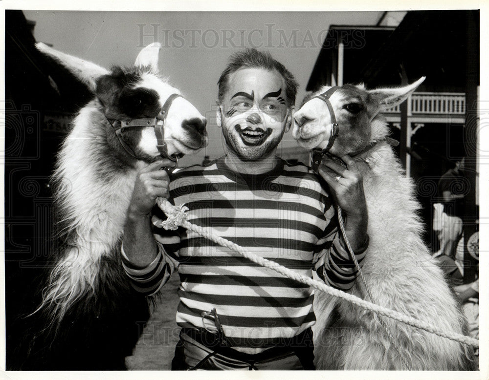 1962 Press Photo FRONTIER CIRCUS MICKEY ROONEY - Historic Images