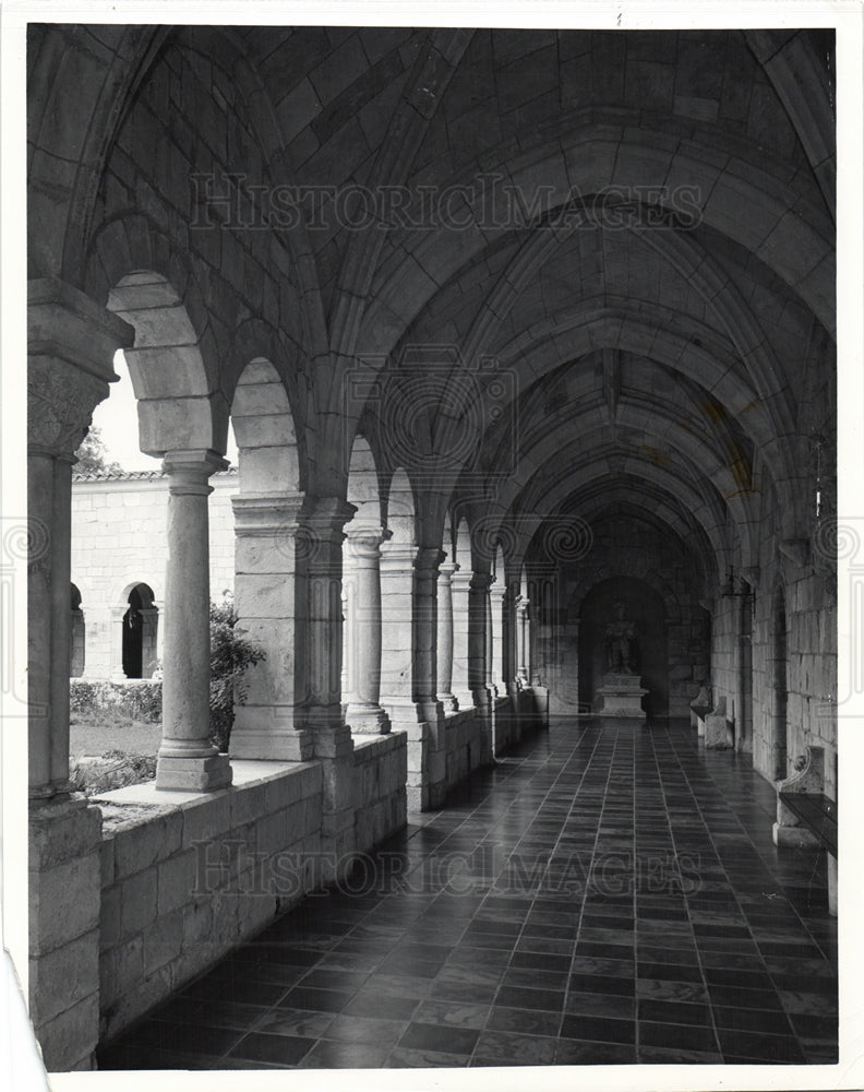 Press Photo Saint Bernard de Clairvaux Church - Historic Images