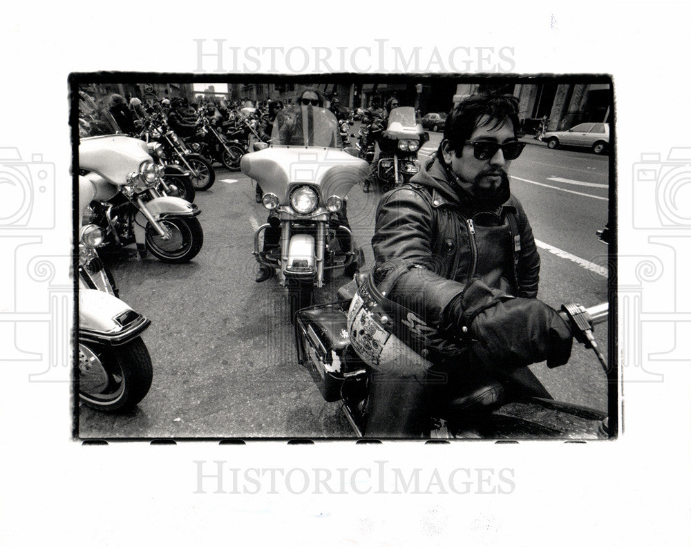 1989 Press Photo motorcycle helmet law protest - Historic Images