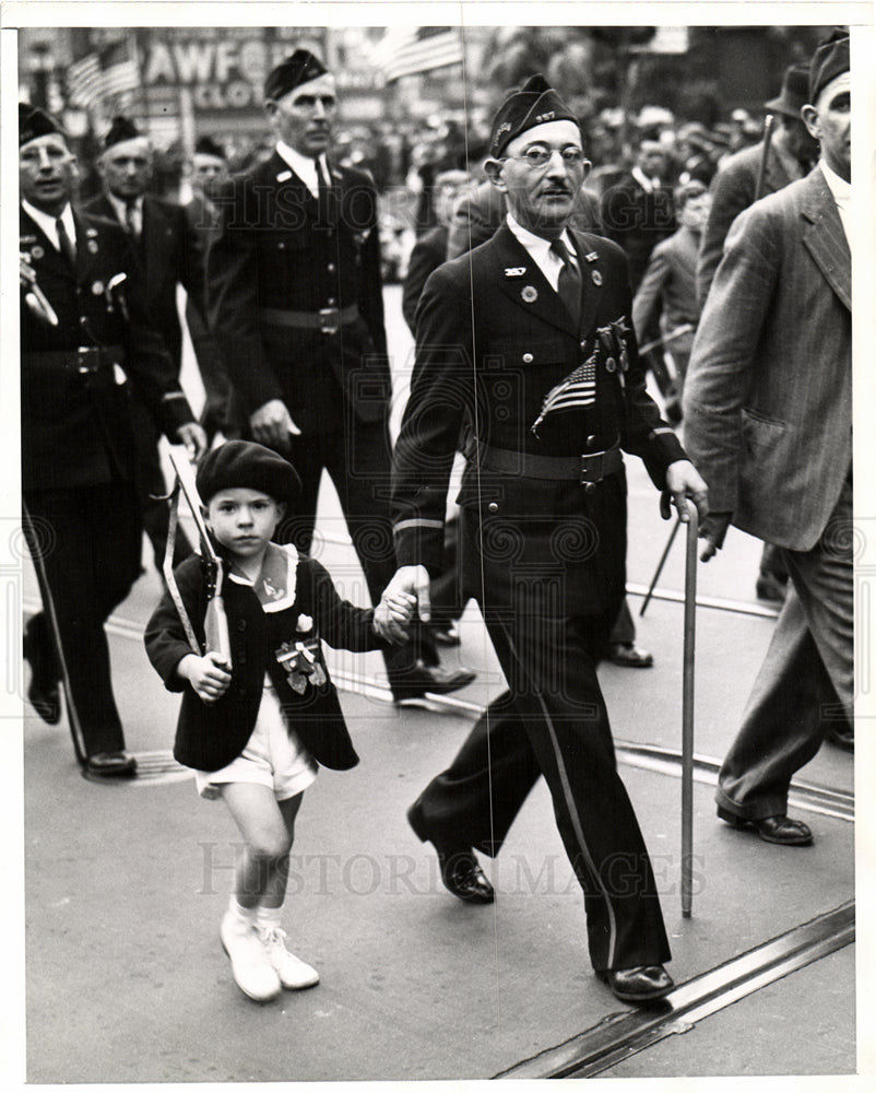 1940 Memorial Day young child marching-Historic Images
