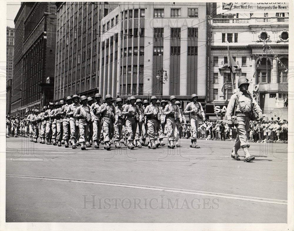 1944 Memorial Day Detroit Michigan - Historic Images