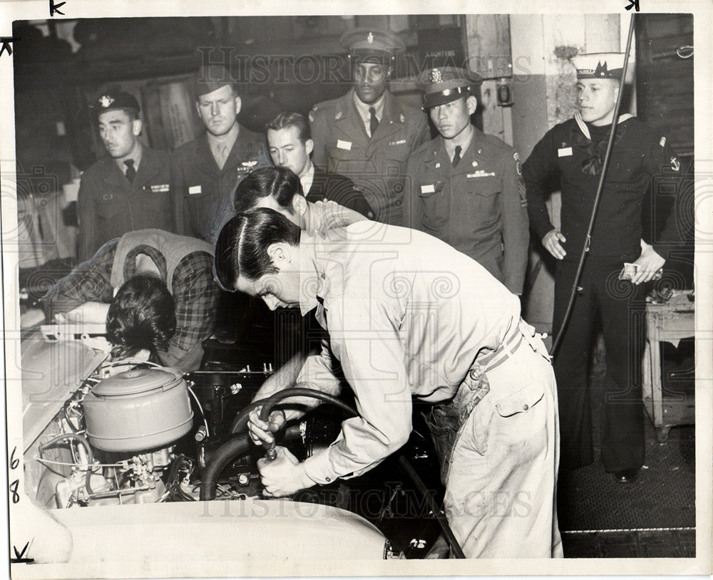 1951 Press Photo Ford Rouge Plant Korean Veterans - Historic Images