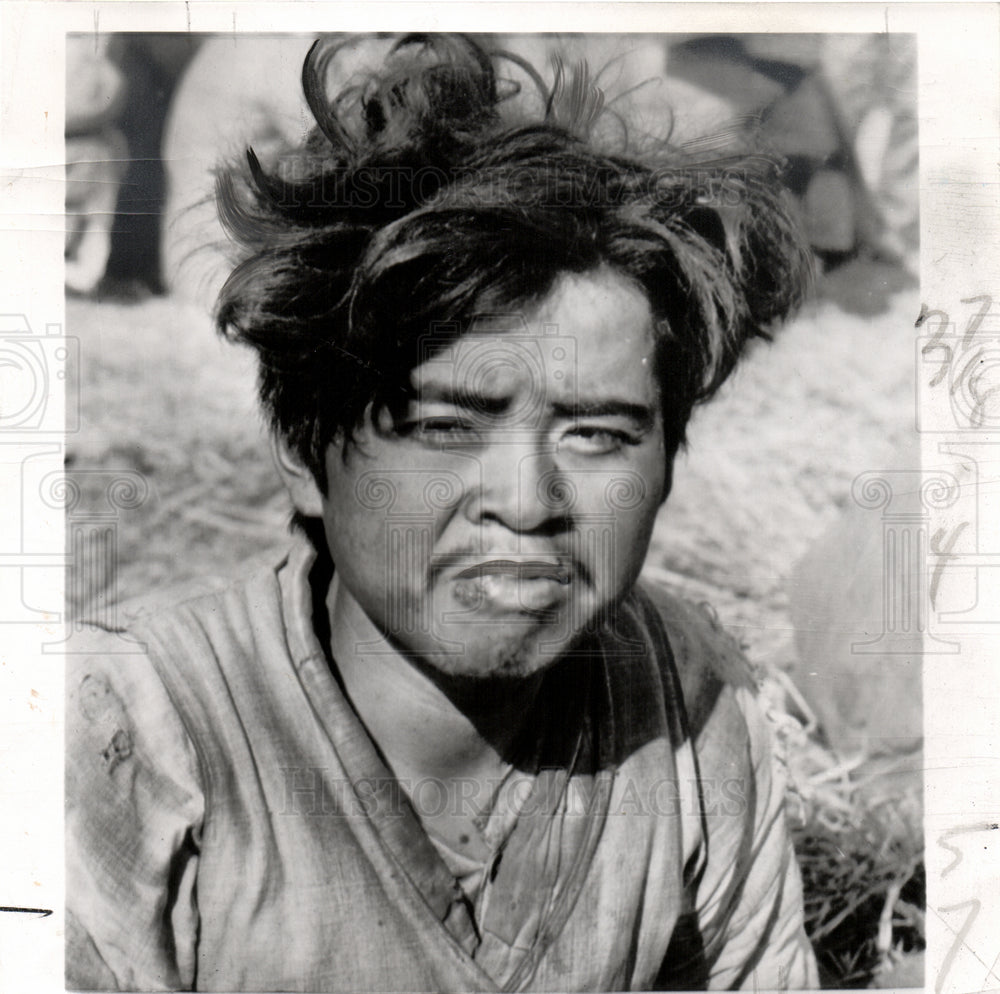 1951 Press Photo Korea War Prisoner Chunchon Soldier - Historic Images