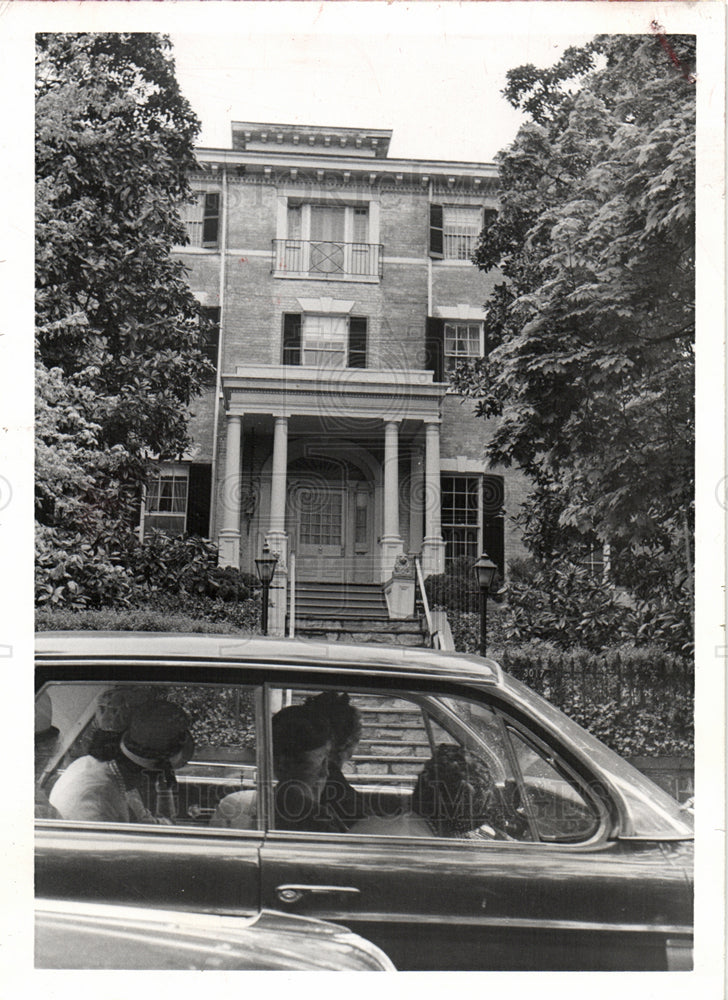 1964 Jackie Kennedy,Home, Tourists,Taxi-Historic Images