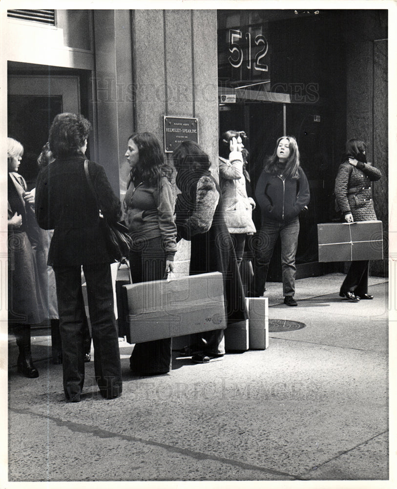 1974 Press Photo New York City 1970s Economy Garment - Historic Images