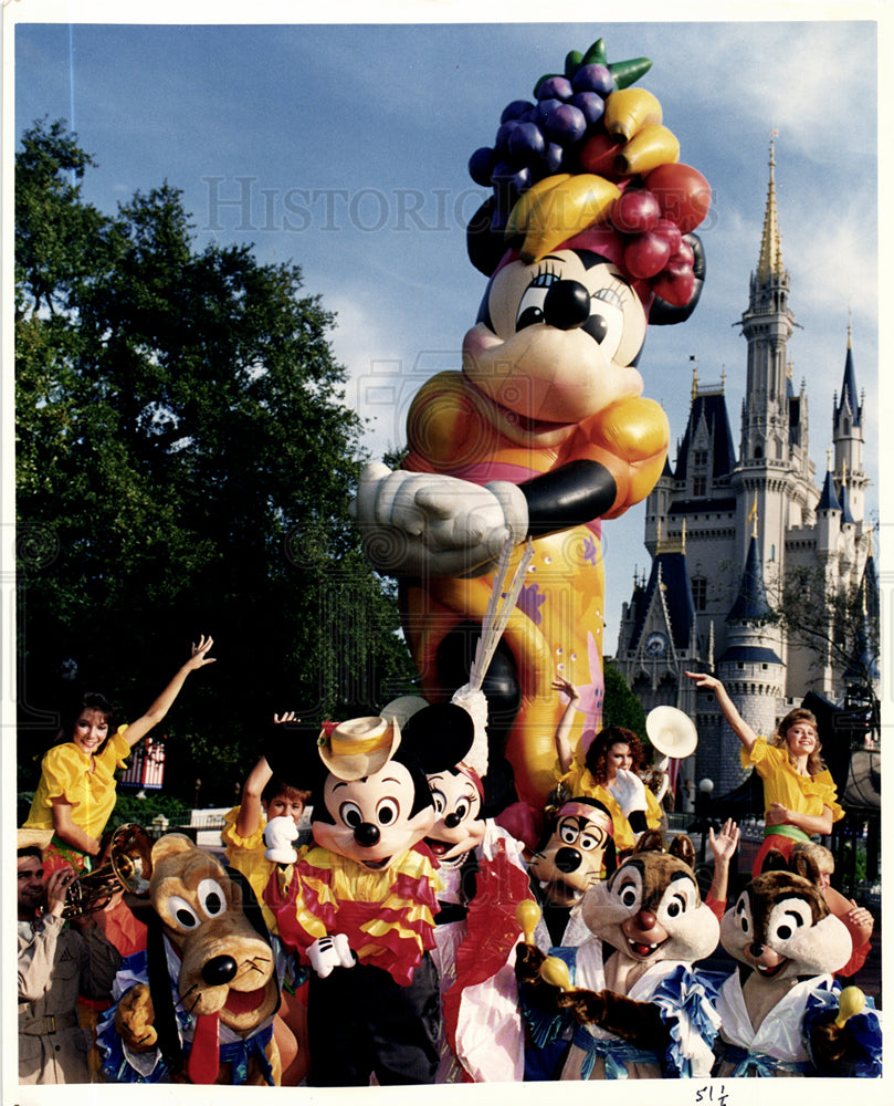 Press Photo Walt Disney World Mickey Mouse balloon - Historic Images