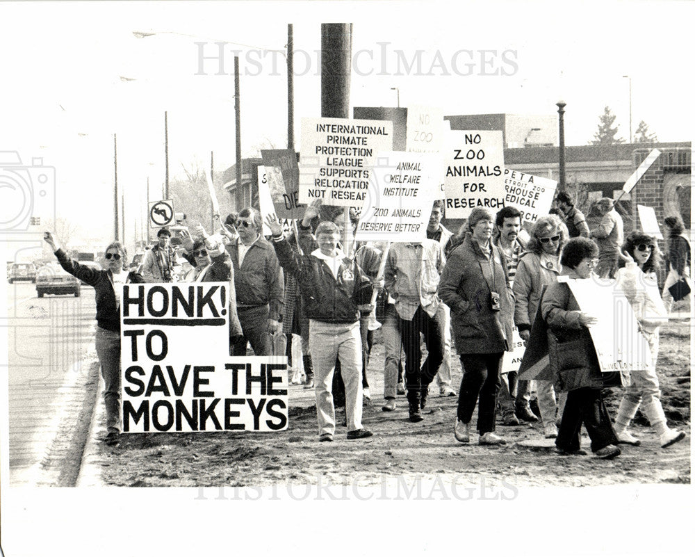 1987 Press Photo Hollywood  Actors on the Track - Historic Images