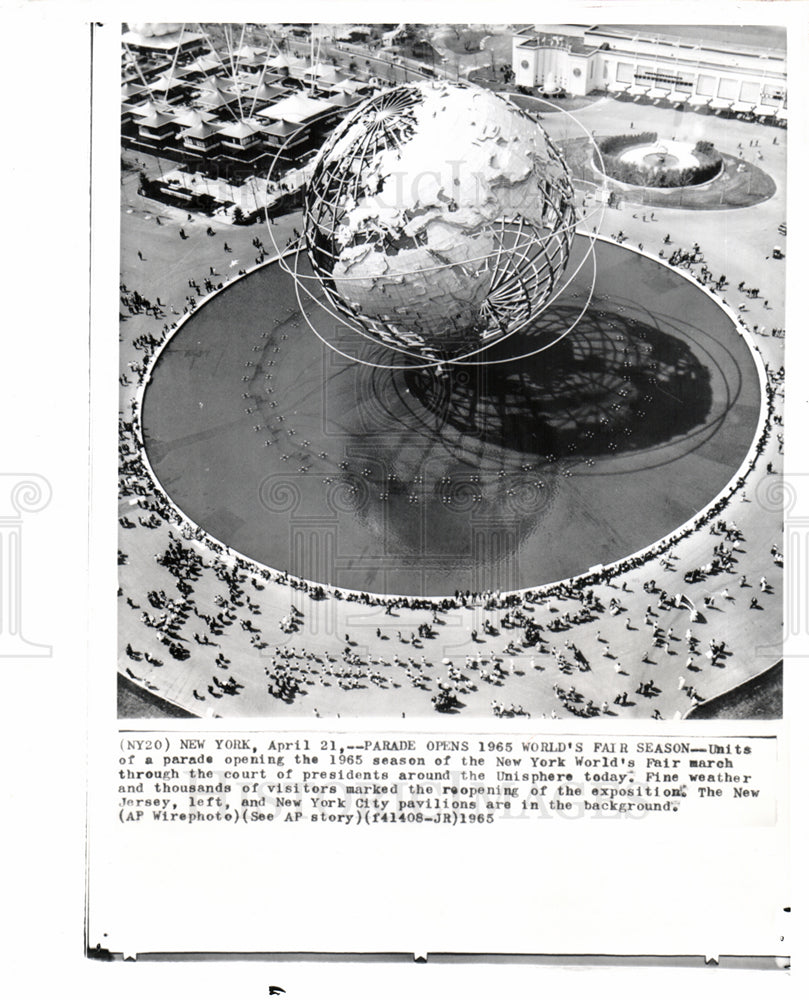 1965 Press Photo 1965 World's Fair Parade Opens NYC - Historic Images