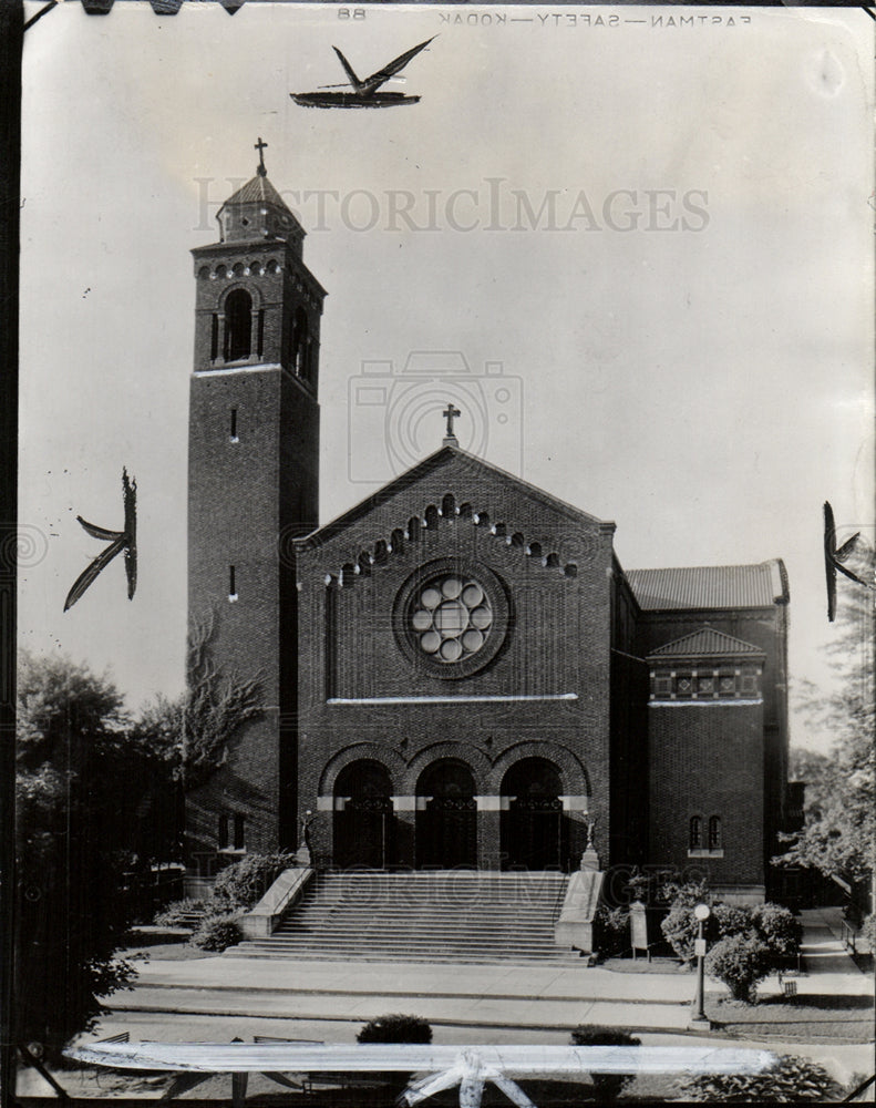 1943 Shrine Lady Consolation Carey Ohio - Historic Images