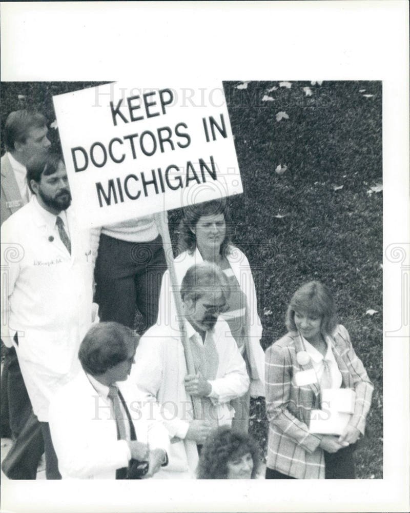 1985 Press Photo Meet at Capitol - Historic Images