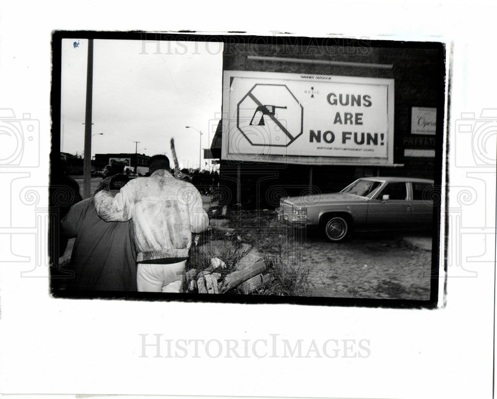 1990 Press Photo protest student shootings guns - Historic Images