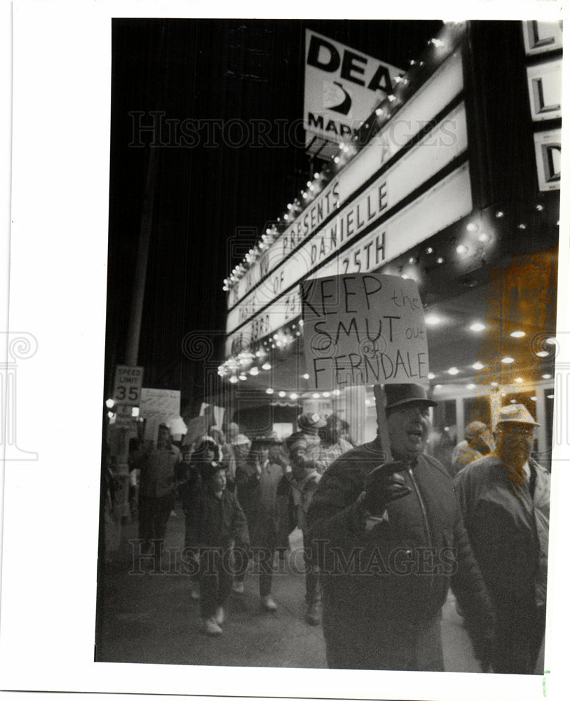 1989 Press Photo Demonstration Protezt - Historic Images