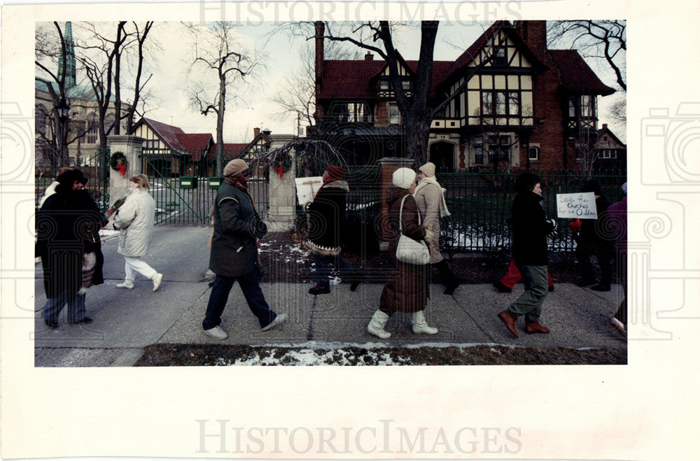 1986 Press Photo Detroit Roman Catholic cardinal Edmund - Historic Images