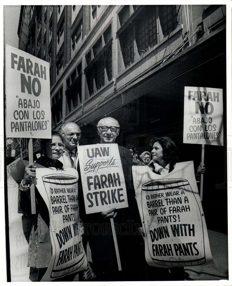 1973 demonstrations protest - Historic Images