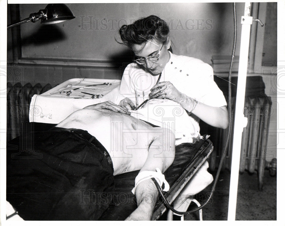 1943 Detroit Riot 1943 Surgery Nurse-Historic Images