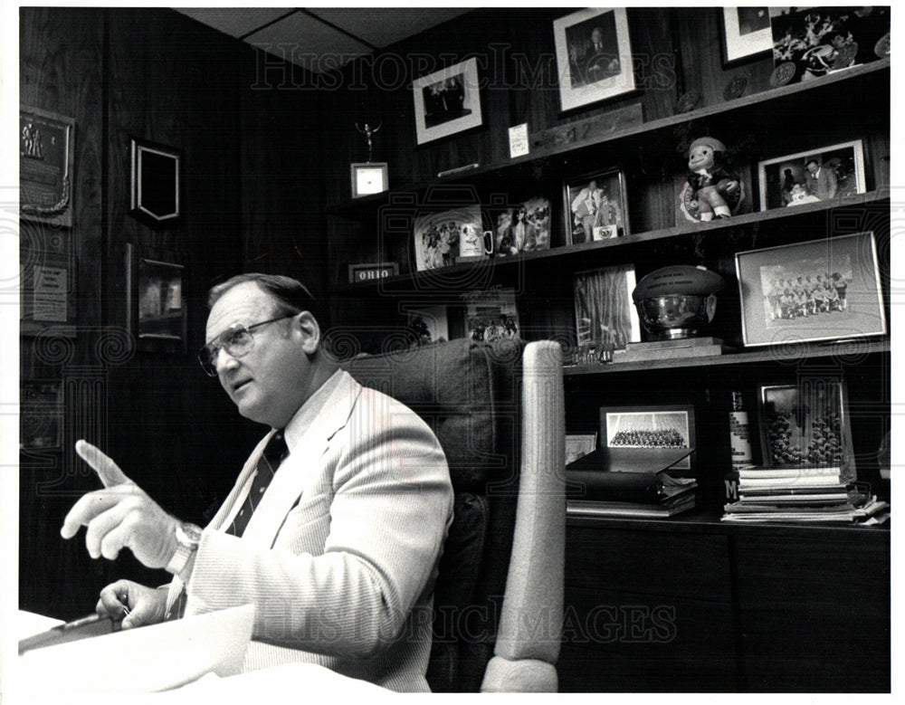 Press Photo Bo Schembechler Michigan Coach - Historic Images