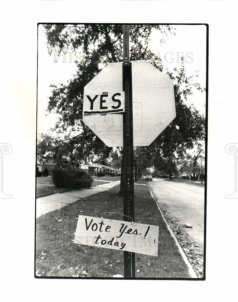 1981 Press Photo taxpayer frustrations - Historic Images