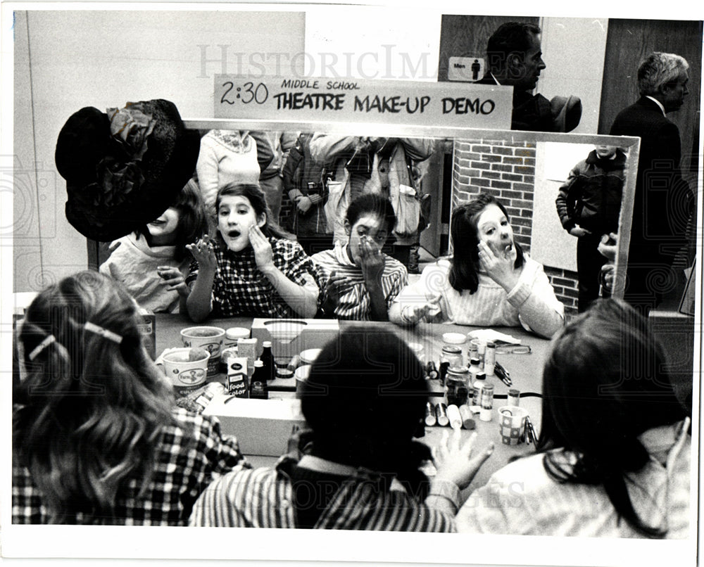 1983 Press Photo Liggett School Arts Center - Historic Images