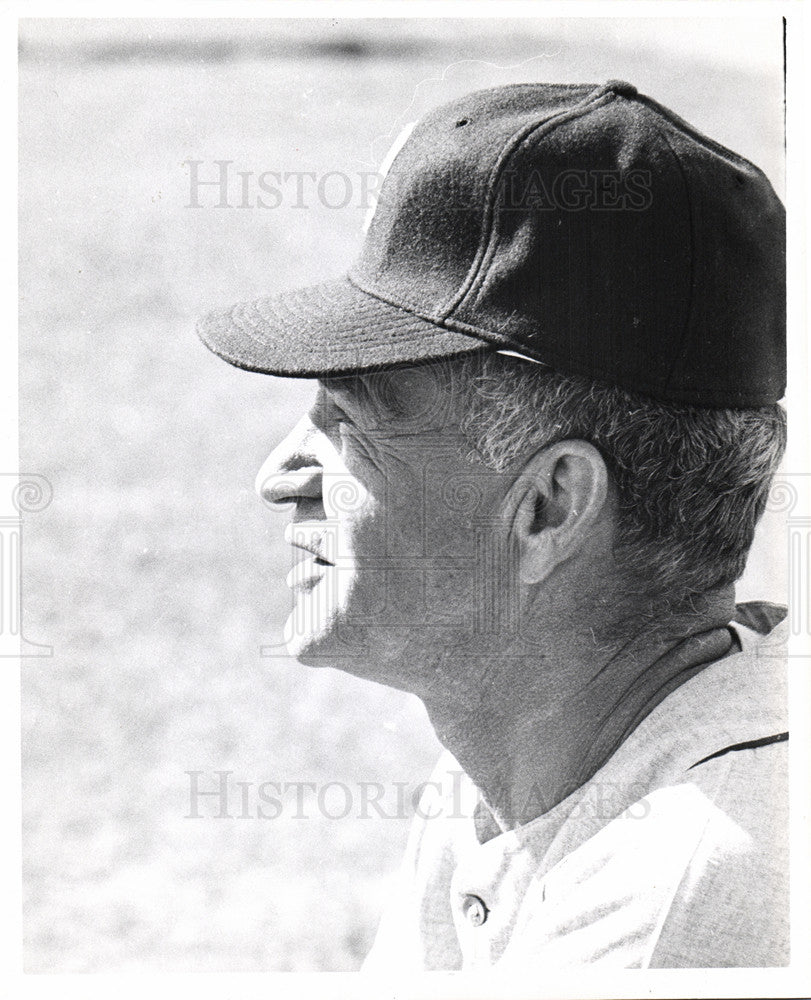 1961 Press Photo Don Heffner Detroit Tigers Coach - Historic Images