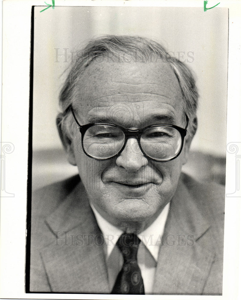 1983 Press Photo Palmer Heenan Mayor Businessman - Historic Images