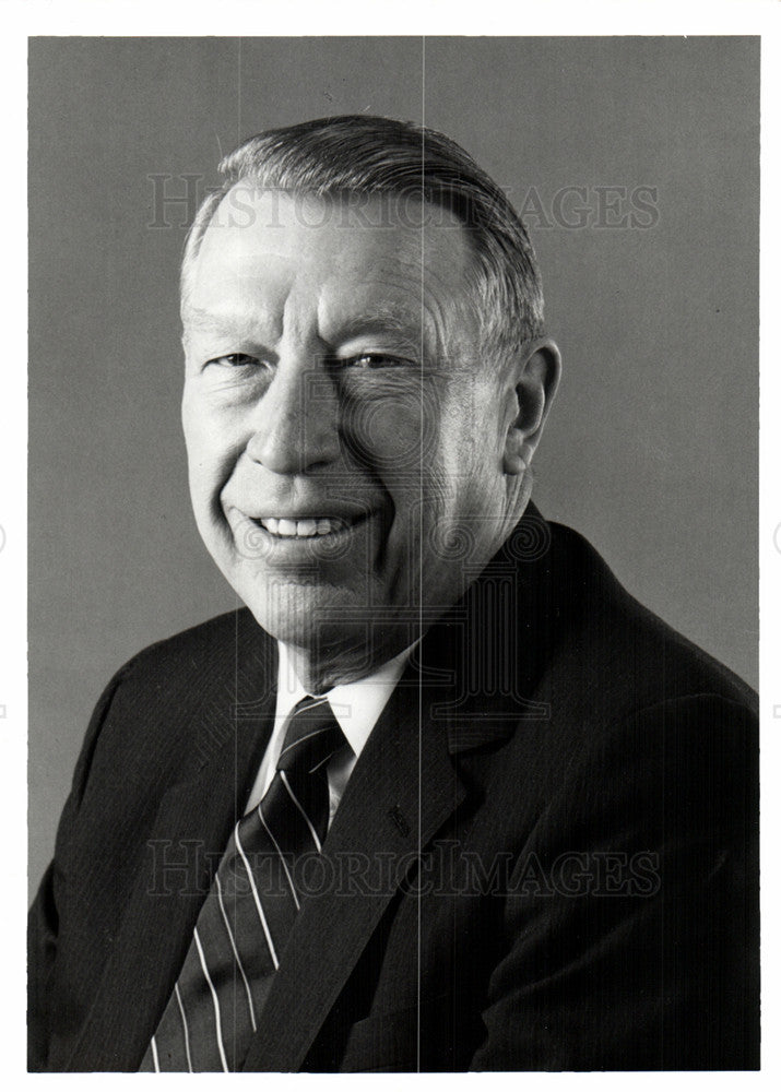 1987 Press Photo Richard E.Heckert  Chairman - Historic Images