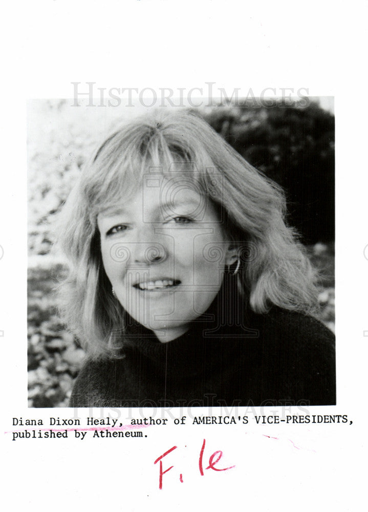 1974 Press Photo Diana Dixon Healy Author - Historic Images