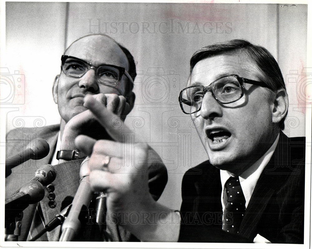 1978 Press Photo Robert Tisch Richard Headlee - Historic Images