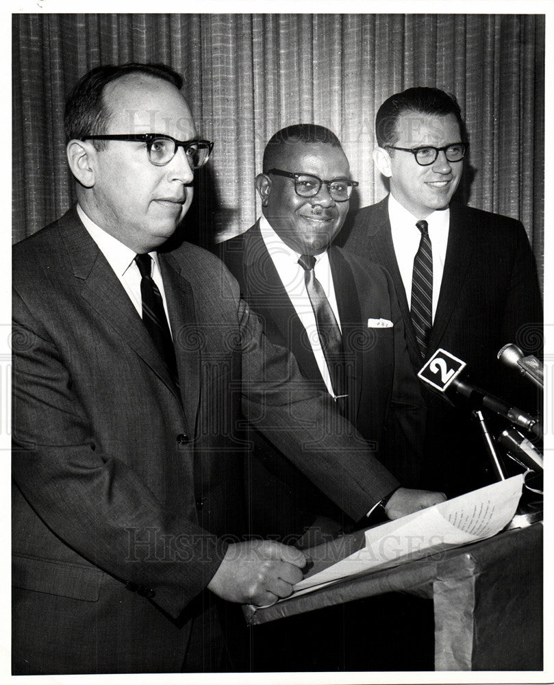 1967 Press Photo Henry Heading - Historic Images