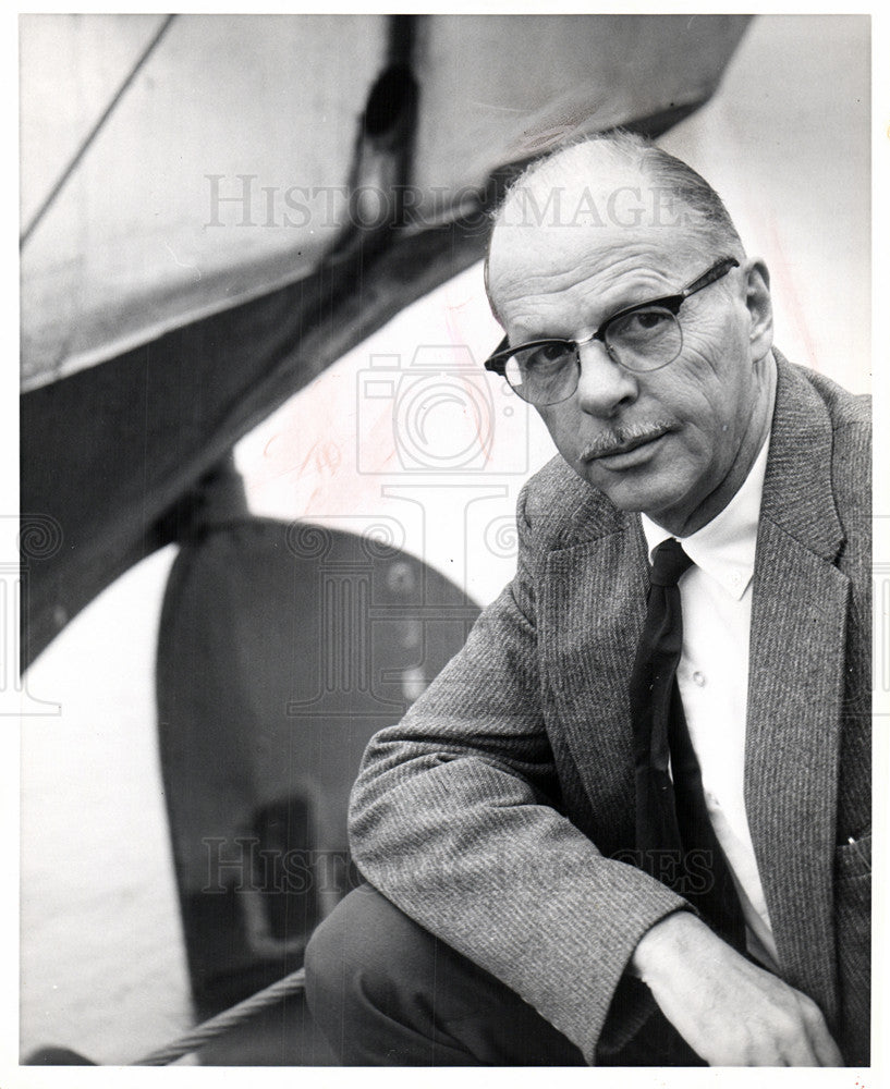 1965 Press Photo Curt Hazeltine - Historic Images