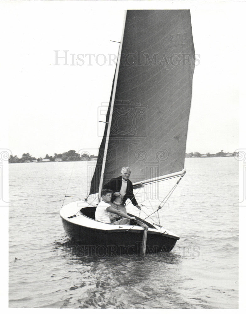 1956 Press Photo  Paul Henrickson - Historic Images