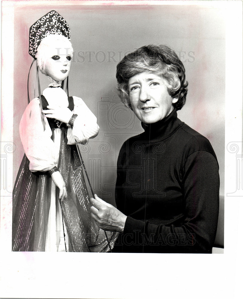 1986 Press Photo NancyHenk art dir Atlantis Expedition - Historic Images