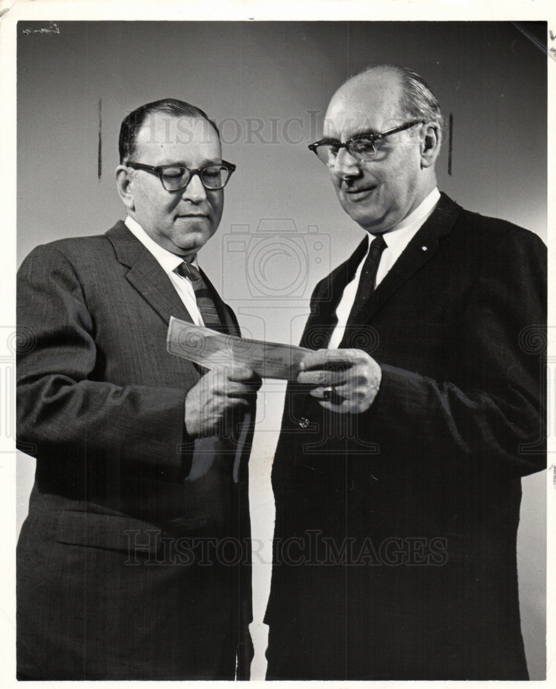 1960 Press Photo Goodfellow Special Henes - Historic Images