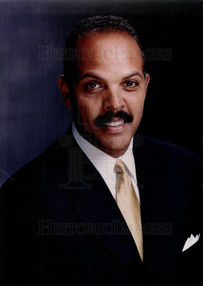 1999 Press Photo Freman Hendrix Deouty Mayor Detroit - Historic Images