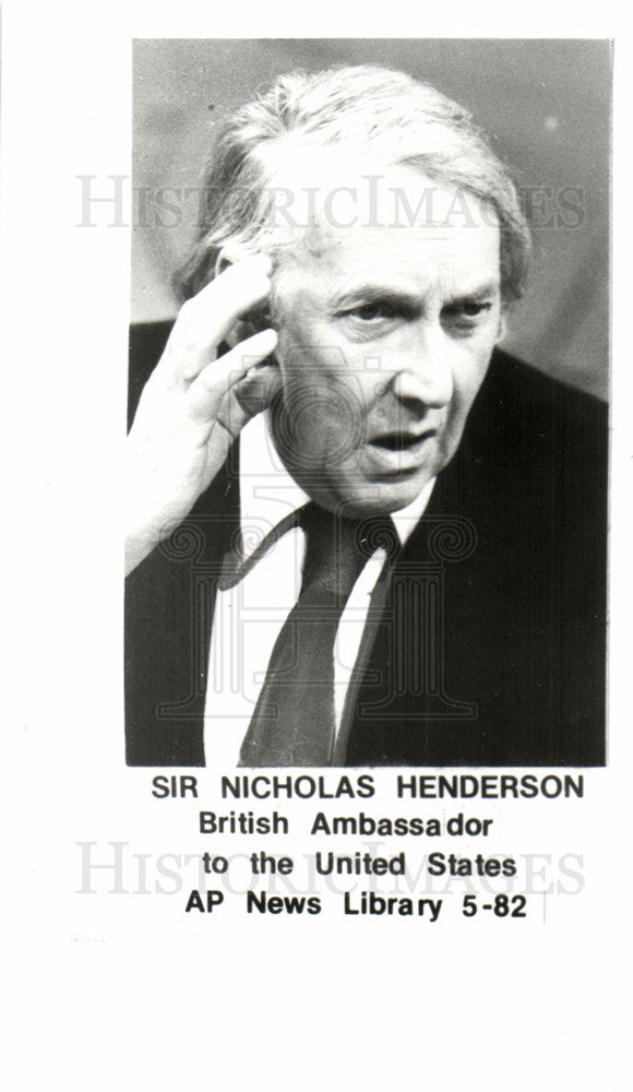 1982 Press Photo England Ambassador US Henderson - Historic Images