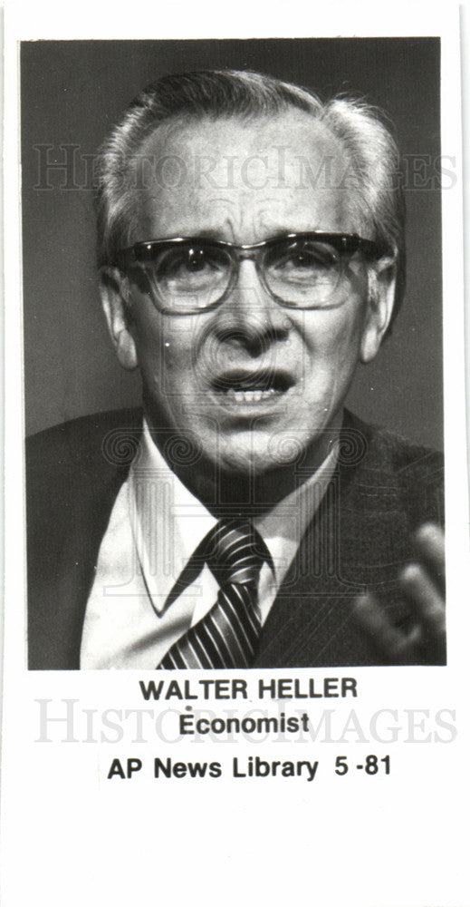 1961 Press Photo Walter Wolfgang Heller economist - Historic Images