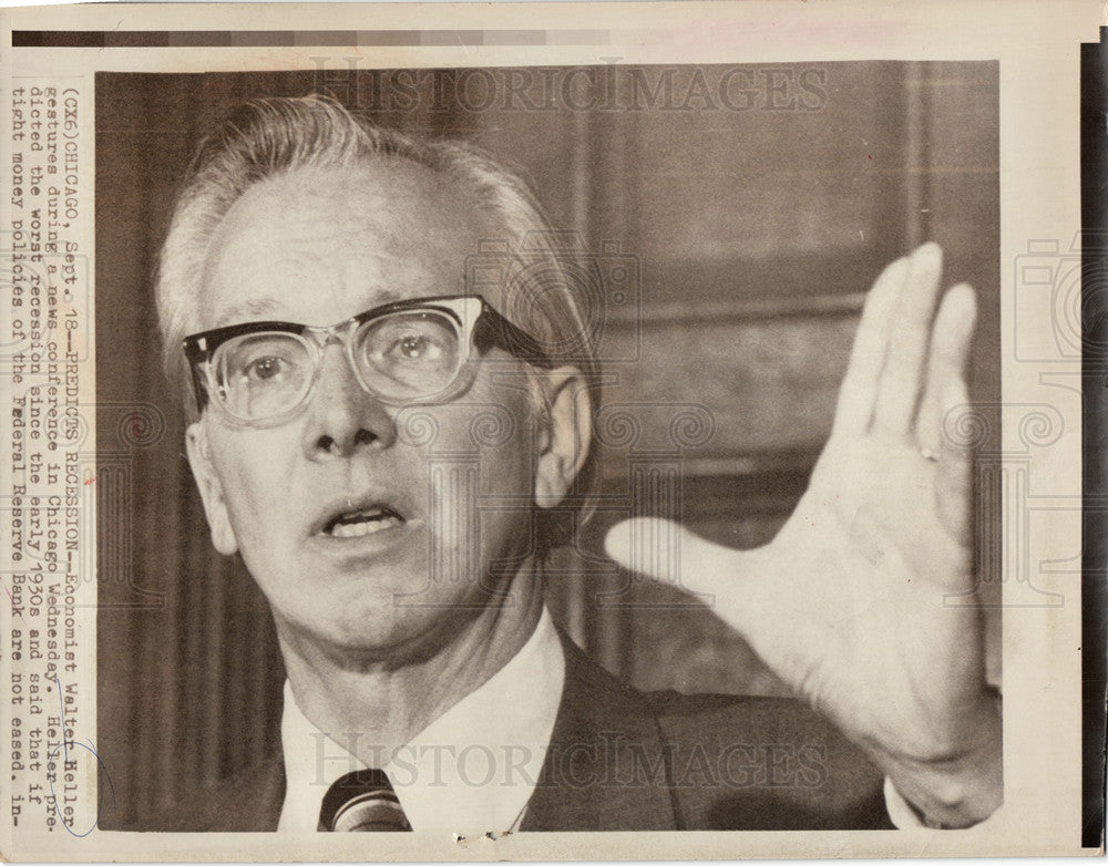 1974 Press Photo Heller Economy Economist Recession - Historic Images
