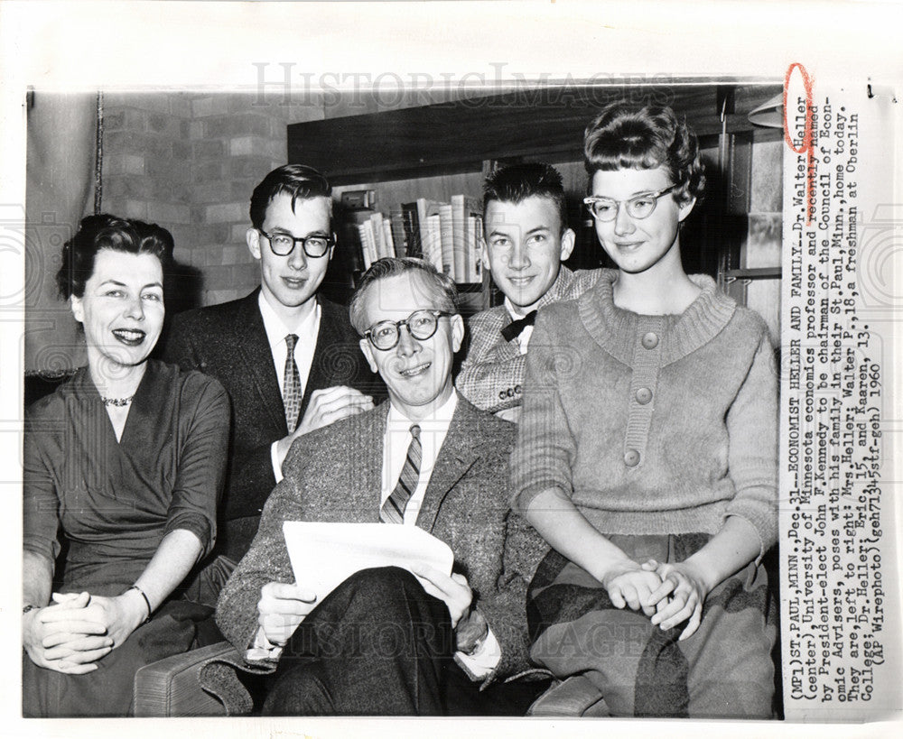 1961 Press Photo ECONOMIST HELLKR AND FAMILY - Historic Images