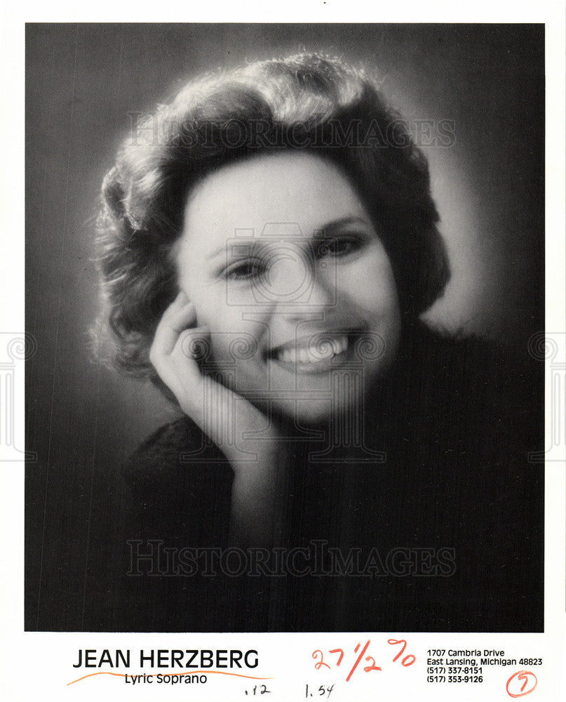 1985 Press Photo Jean Herzberg lyric soprano singer - Historic Images