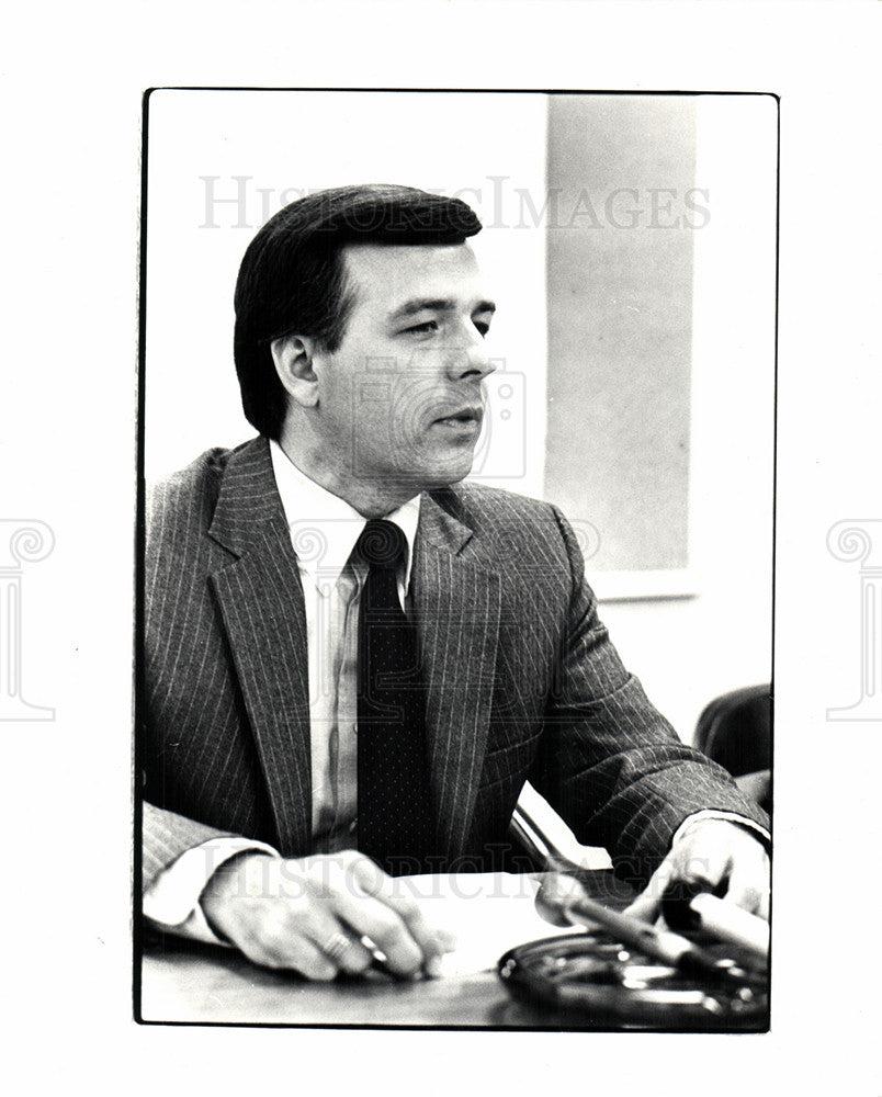 1982 Press Photo John Hertel Michigan State Senator - Historic Images