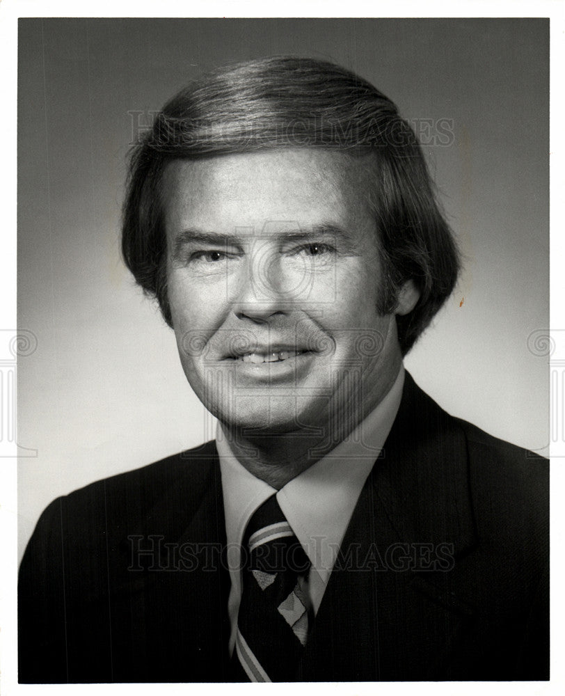 1980 Press Photo Jim Herrington action news reporter - Historic Images