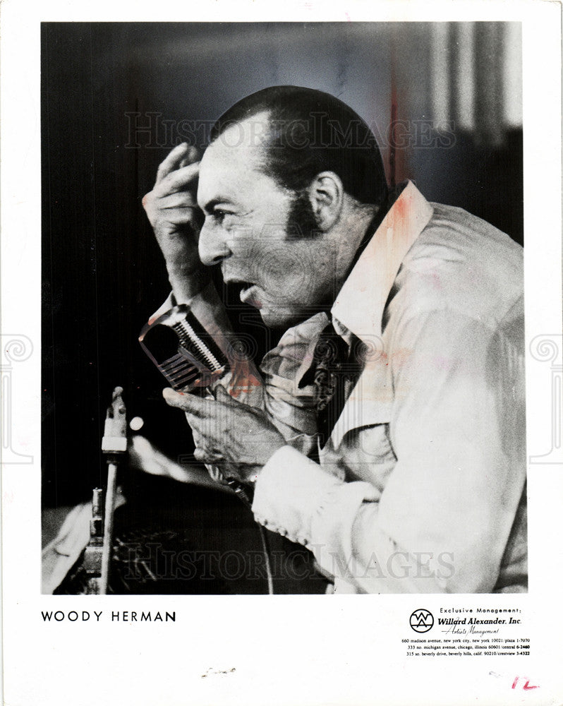 1975 Press Photo Woody Herman Clarinetist Saxophonist - Historic Images