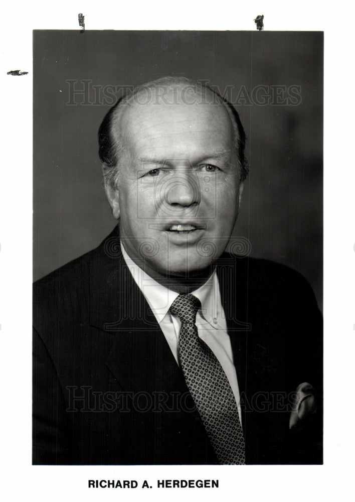 1987 Press Photo General Motors, GM, Richard Hendegen - Historic Images