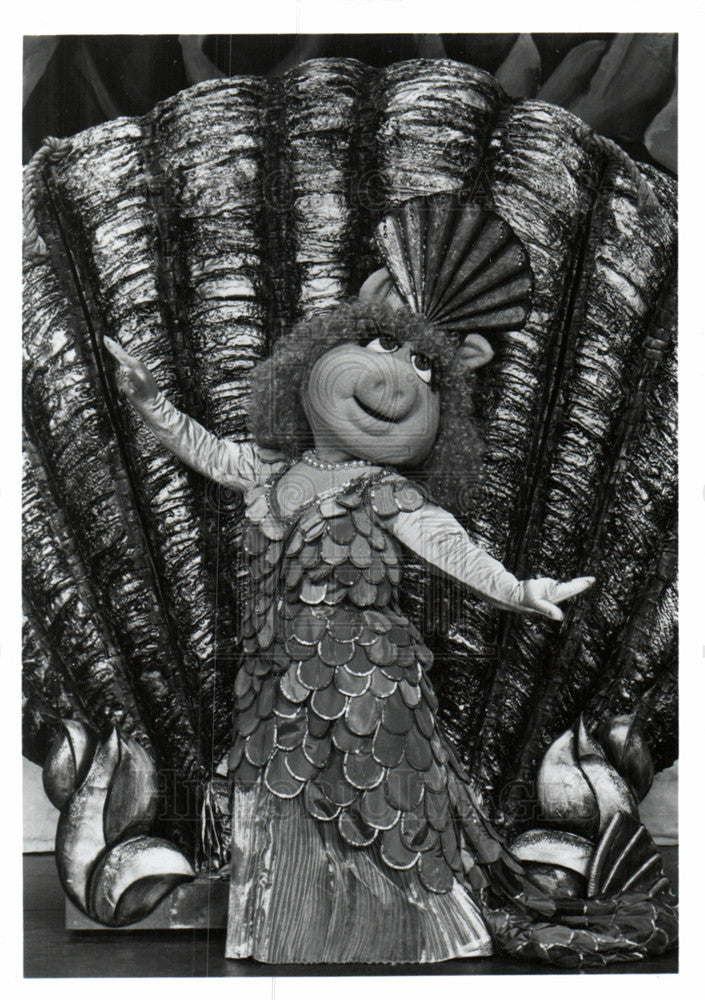 Press Photo Miss Piggy &quot;The Muppets&quot; - Historic Images