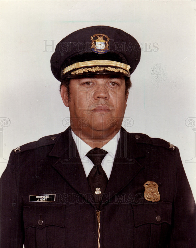 1986 Press Photo John Henry Commander - Historic Images
