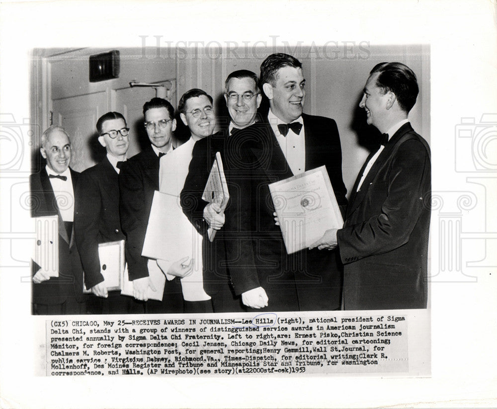 1953 Press Photo Lee Hills editor publisher detroit - Historic Images