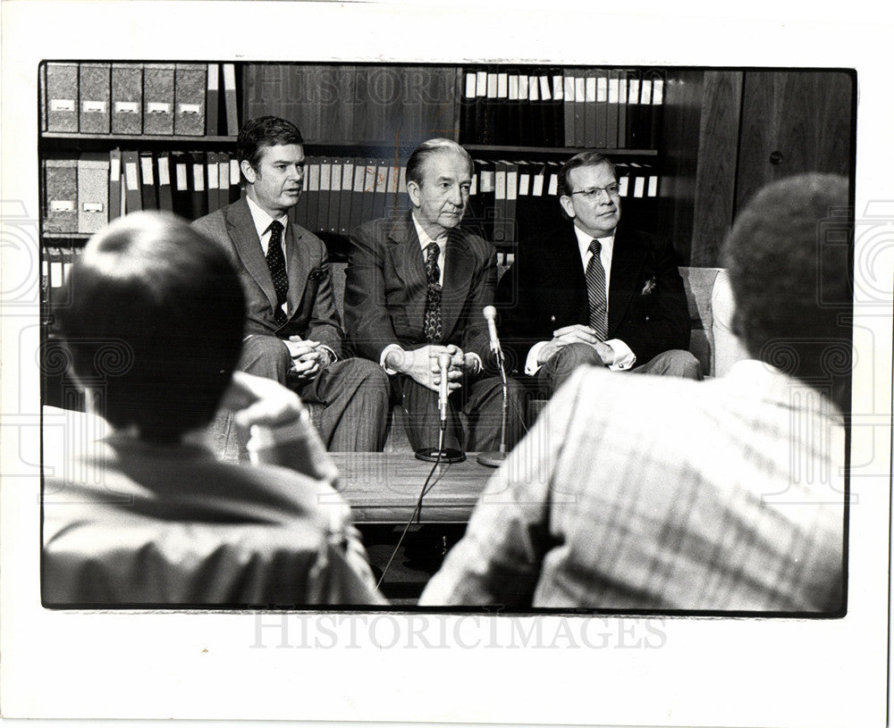 1979 Press Photo Lee Hills JL Hudson outgoing chairman - Historic Images